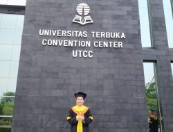 Upacara Wisuda di UT Pusat Dihadiri 2.064 Lulusan