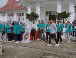 JALAN SANTAI DALAM RANGKA HUT PGRI KE-78 DI KECAMATAN KOTO XI TARUSAN