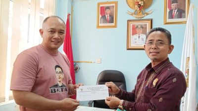 FOTO: Ir. Purwadi, S.Pi,. MM Ketua Baznas Kabupaten Kampar (kanan).