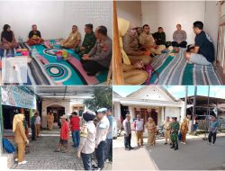 Peduli dan Empati Terhadap Musibah Warganya, Kapolsek Jabung Bersama Unsur Muspika Datang Takziah