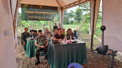 Pelaksanaan Giat Vicon (Video Conference) GERAKAN TNI AD MANUNGGAL AIR di Kampung Bojong Jambu Panenjoan Cicalengka Kabupaten Bandung