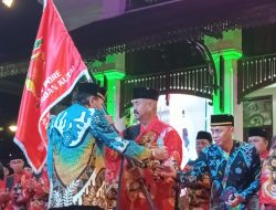 Sultan Kutai Lantik Pengurus Sempekat Keroan Kutai (SKK)