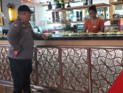 Giat Sambang Bhabinkamtibmas Desa Singakerta Kepada Karyawan Hotel Seres Wujudkan Kamtibmas Selalu Kondusif
