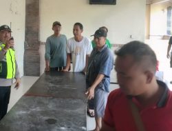 Bhabinkamtibmas Singakerta Sambangi Simpang Warga Ajak Jaga Kamtibmas Menjelang Pemilu 2024
