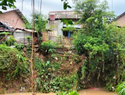 TIAP HUJAN DERAS MELANDA, WARGA KADEMANGAN MOJOAGUNG JOMBANG WASWAS