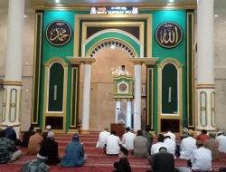 DANDIM 1621/TTS BERIKAN TAUSIYAH PADA MALAM KE-18 RAMADHAN DENGAN TEMA KEPEMIMPINAN YANG ISLAMI