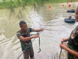 SAKA WIRA KARTIKA KODIM/1621 GELAR LATIHAN PENYEBRANGAN BASAH