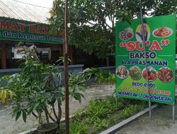 Perangkat Desa di Plandaan Jombang Sukses Usaha Bakso Prasmanan