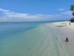 Semua Tempat Wisata di Pantai Barat Mandailing Natal Ramai Pengunjung