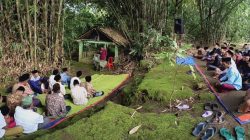 Doa dan Ziarah Kubur, Wujud Birrul Walidain Hari Raya Kedelapan Tradisi Turun Temurun Masyarakat Desa Sumbersari Kab. Magelang