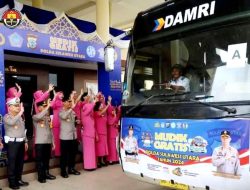 Kapolda Sulut Lepas Rombongan Mudik Gratis Lebaran 2024