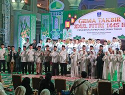 GEMA TAKBIR IDUL FITRI 1445 H PEMERINTAH PROVINSI JAWA TIMUR DI MASJID NASIONAL AL AKBAR SURABAYA