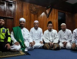 Sambut “Malam Selikur” 21 Ramadan 2024, Khodimul Majlis Habib Muhammad bin Sholeh Al Habsyi Ziarah Kubro Sesepuh Ulama di Wilayah Sidoarjo