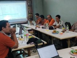 Pekerja PT Standard Indonesia Industry Cikarang Lakukan Persiapan Bedah Perjanjian Kerja Bersama