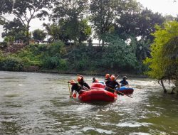 Federasi Arung Jeram Indonesia (FAJI) Jombang Latihan Bersama dengan FAJI Mojokerto dan FAJI Gresik