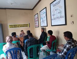Kapolsek Cicalengka Gelar Ngopi Bareng di Polsek dengan Para Admin Medsos untuk Bangun Sinergitas