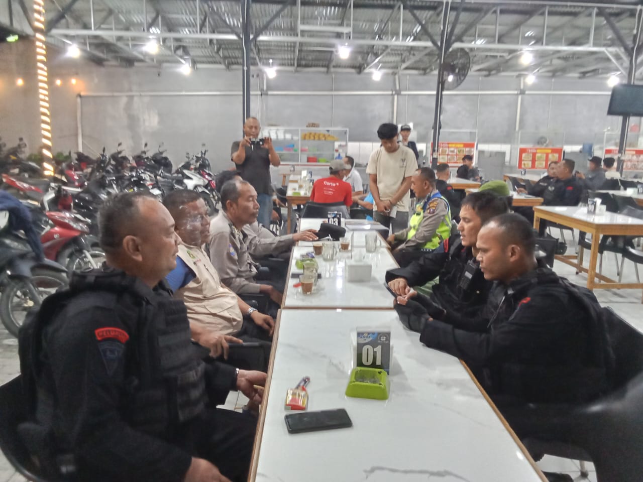 FOTO: Koordinasi Gabungan dari Muspika Kota Medan dan Pihak Kepolisian Jajaran Polres Belawan.