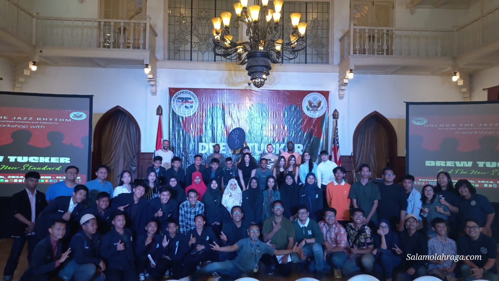 Foto: Para peserta Workshop Music Jazz bersama Drew Tucker (DT) and The New Standard.