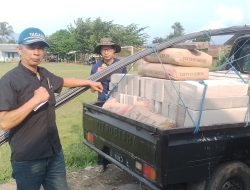 Pemerintah Desa Panenjoan Cicalengka Perbaiki Tembok Rumah Warga yang Roboh Akibat Gempa