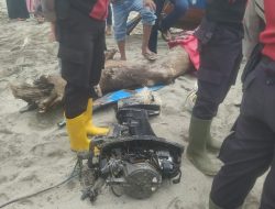 Hendak Melaut Nelayan Dihantam Ombak