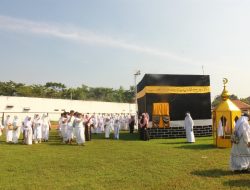 SIT AR – RUHUL JADID MEMUPUK KEIMANAN DENGAN MANASIK HAJI YANG DIBUKA OLEH PJ. BUPATI DAN KEPALA DINAS TERKAIT GUNA MEMBERI SEMANGAT MASYARAKAT USIA DINI
