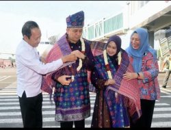 TIBA DI SUMUT PJ. GUBERNUR SUMATERA UTARA AGUS FATONI LANGSUNG TINJAU SPORT CENTER DI DESA SENA BATANG KUIS