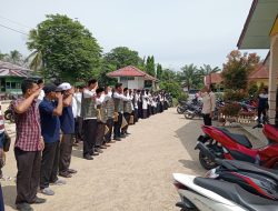 SEBANYAK 73 PETUGAS PEMUTAKHIRAN DATA DILANTIK DI KANTOR CAMAT MADAT ACEH TIMUR