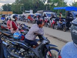 Antrian Panjang dan Kenaikan Harga: Kelangkaan BBM di Kota Kefamenanu NTT Mengguncang Mobilitas Masyarakat