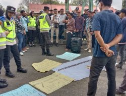 Aliansi Pemuda Pembaharuan Protes: Truk Pertamina Ganggu Desa Sukamaju