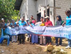 Yaga Yingde Group Tarakan Menyerahkan Bantuan Pendidikan pada Siswa Berprestasi dan Siswa Kurang Mampu