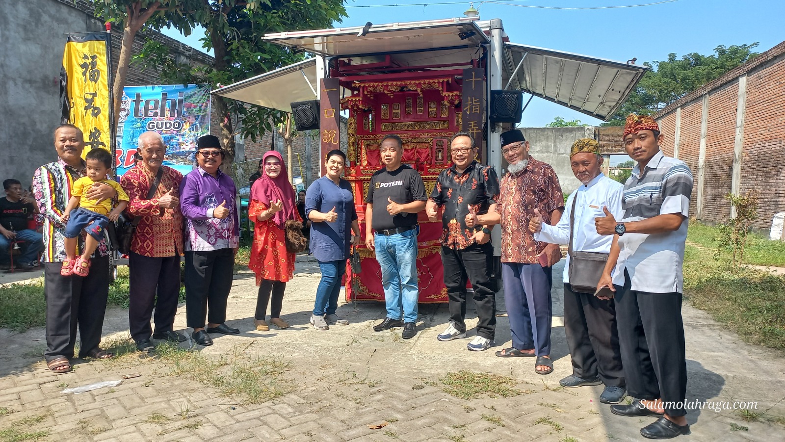 Foto: Tokoh Agama dan Budayawan yang menghadiri acara Syukuran Potehi sepulang Tour di Eropa dan menghadiri undangan UNESCO.
