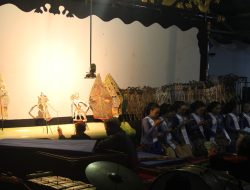 DALANG CILIK UNJUK GIGI DALAM PAGELARAN WAYANG KULIT ACARA ULANG TAHUN GKJW BONGSOREJO KE-126
