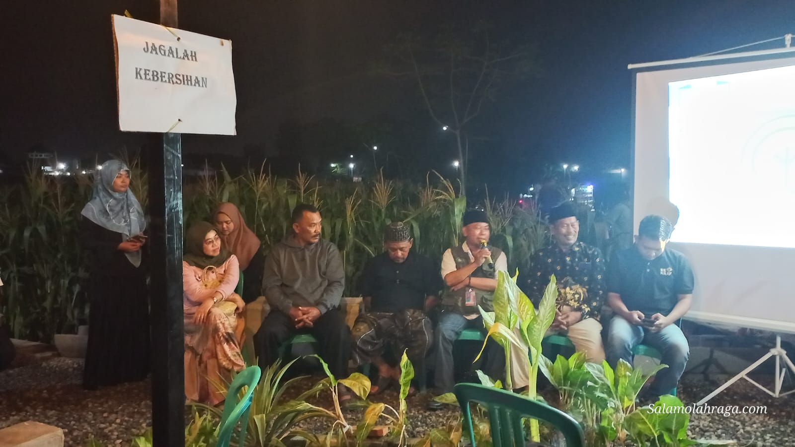 Foto: Mbah Udin dari Media S.O saat menjelaskan peran media dalam mengembangkan sektor pariwisata dan sektor lain di Kabupaten Jombang.