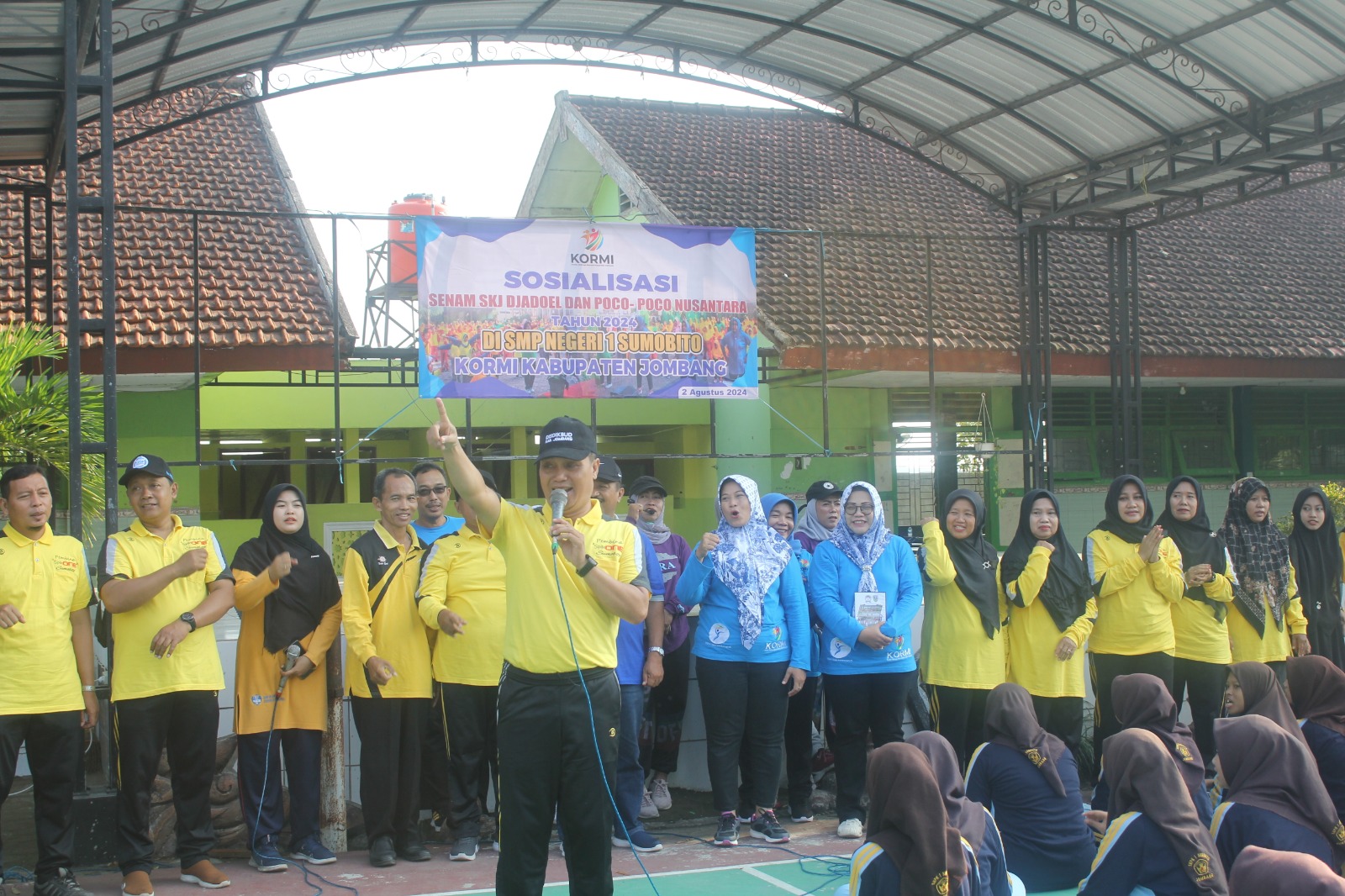 Foto: Kepala SMPN 1 Sumobito Sugeng Hariyanto menyambut baik program KORMI Jombang.