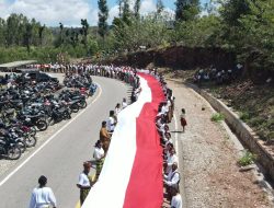 Gemilangnya Kecamatan Musi TTU: Bendera Raksasa 300 Meter Membentang dalam Perayaan HUT RI ke-79