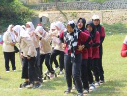 WILKERDIK KECAMATAN WONOSALAM GELAR LOMBA TRADISIONAL