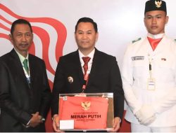 Menjelang Hari Kemerdekaan RI ke-79, Pj. Bupati Muara Enim Terima Duplikat Bendera Pusaka