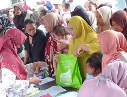 PENYALURAN BANTUAN PANGAN TAHAP 2 UNTUK PENANGANAN STUNTING DI AULA DESA AMANSARI