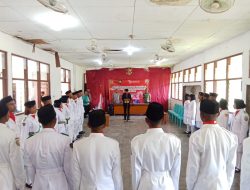 Camat Nangapanda Kukuhkan 24 Anggota Paskibra HUT ke-79 RI Tingkat Kecamatan Nangapanda