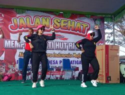 Pemdes Pengatigan Rogojampi Memperingati HUT RI ke-79 dengan Jalan Sehat