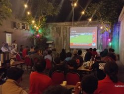 GREEN RED HOTEL HADIR UNTUK MASYARAKAT JOMBANG DALAM SEMANGAT TIMNAS INDONESIA PADA LAGA KUALIFIKASI PIALA DUNIA 2026