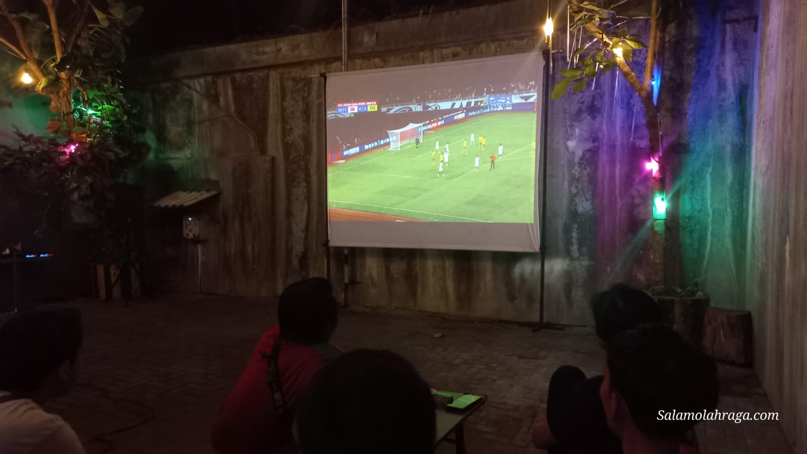 Foto: Tangkapan screen wall dalam acara Nonton Bareng.