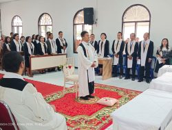 GKJW MUNDUSEWU BARENG JOMBANG MENDAPATKAN PENDETA BAKU SETELAH MENUNGGU SATU TAHUN