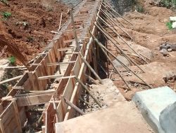 Proyek Irigasi Desa Pancasura Kecamatan Singajaya Garut Diduga Dikerjakan Asal