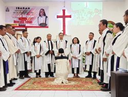 PENDETA MARIA TRI SUSANTI, S.Si DILANTIK MENJADI PENDETA GKJW JEMAAT NGORO YANG BARU