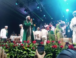 Harlah Muslimat NU Hijaukan Alun-alun Jombang