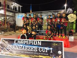 Masyarakat Kota Soe Antusias Saksikan Laga Final Volly Ebenhaezer Cup I