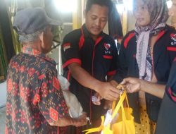 Komunitas Seduluran Pedagang Keliling Blusukan untuk Salurkan Bantuan Sosial