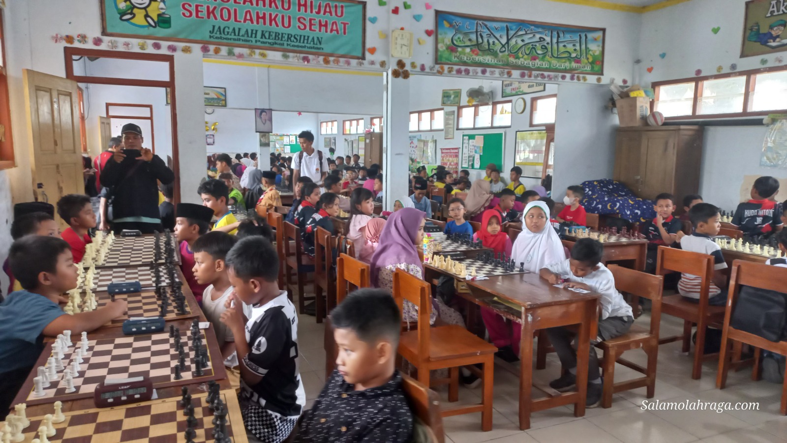 Foto: Para peserta Turnamen Catur Tingkat Kabupaten Jombang 2024 tingkat yunior.