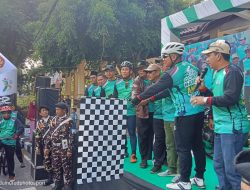 PERINGATI PUNCAK HARI SANTRI SIDOARJO 2024, PARA SANTRI GOWES BARENG KETUM ANSOR